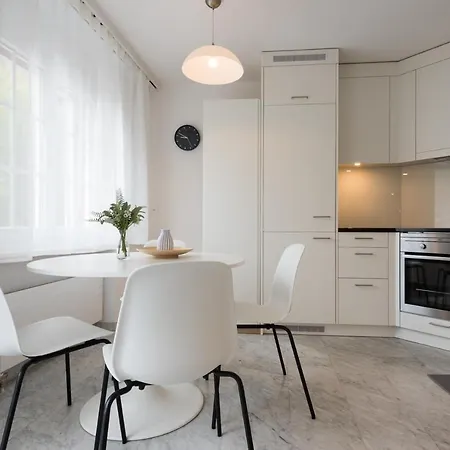 Apartment Montela & - Casa Antares